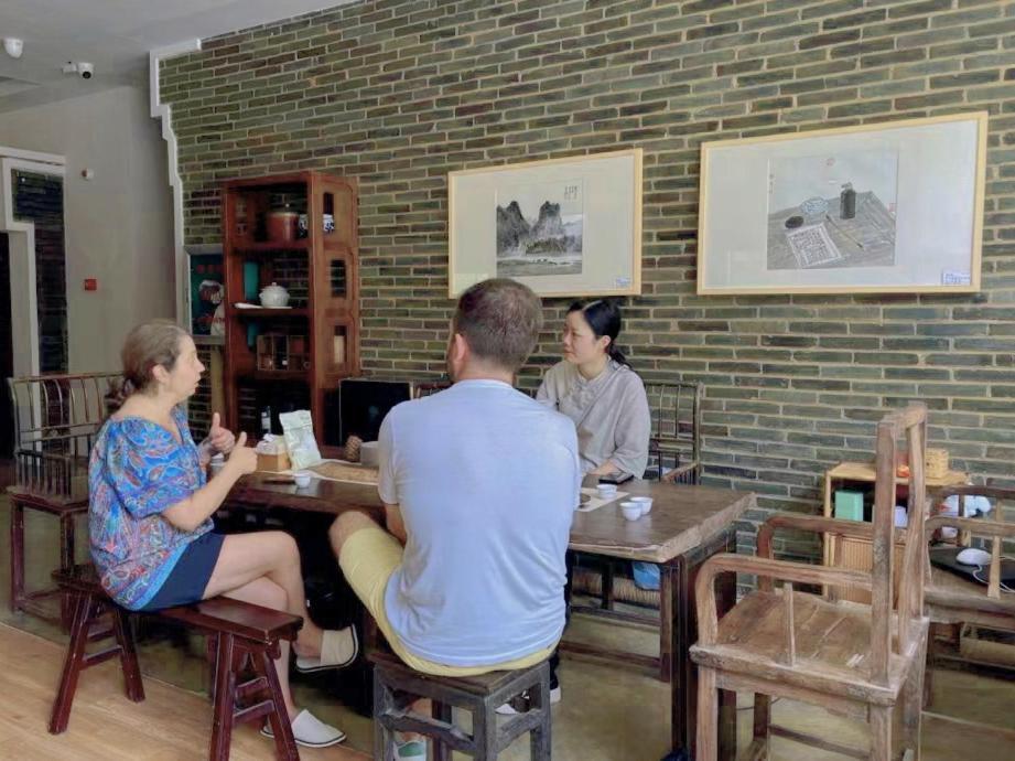 Guilin Heshe Lakeside Resort-Free Pick Up Service Stay Two Nights מראה חיצוני תמונה