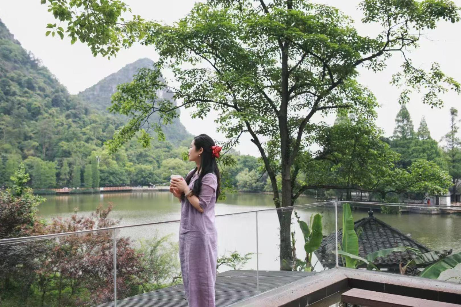 Guilin Heshe Lakeside Resort-Free Pick Up Service Stay Two Nights מראה חיצוני תמונה