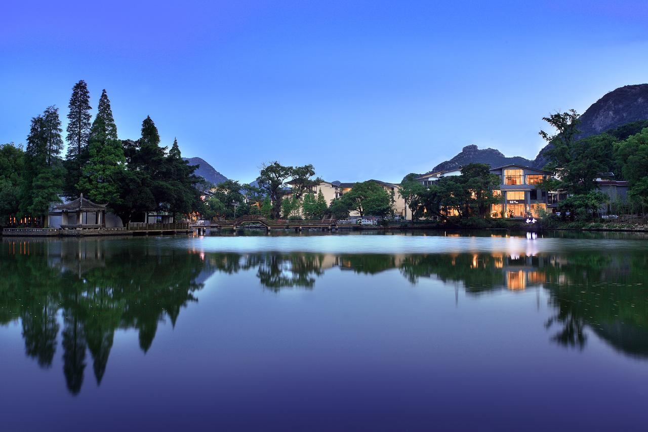 Guilin Heshe Lakeside Resort-Free Pick Up Service Stay Two Nights מראה חיצוני תמונה